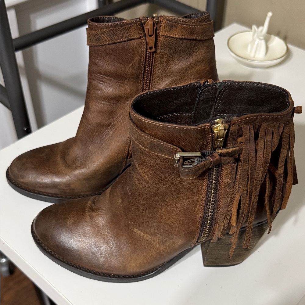 Steve Madden Woodmeer Brown Fringe Ankle Booties
